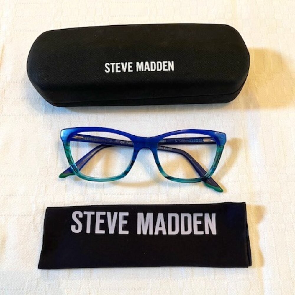STEVE MADDEN | Fantassia Blue Horn Fade Eye frames with Hard Case